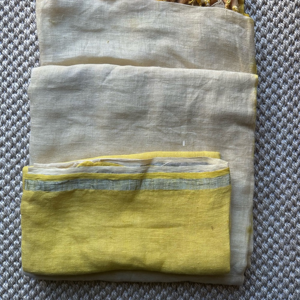 Ombré linen saree